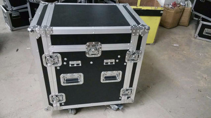 【宏燊機(jī)柜航空箱,專業(yè)制作、平直保證、誠信經(jīng)營歡迎前來咨詢】價(jià)格_廠家_圖片 -